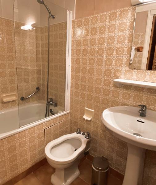 chambre-standard-salle de bain