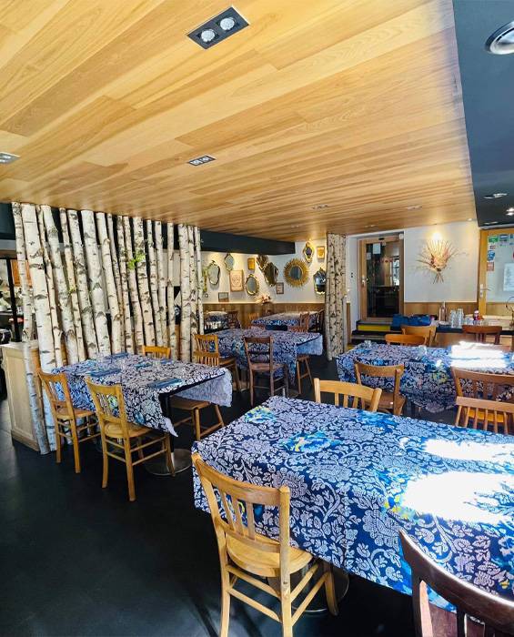 restaurant-la-petite-auberge-table
